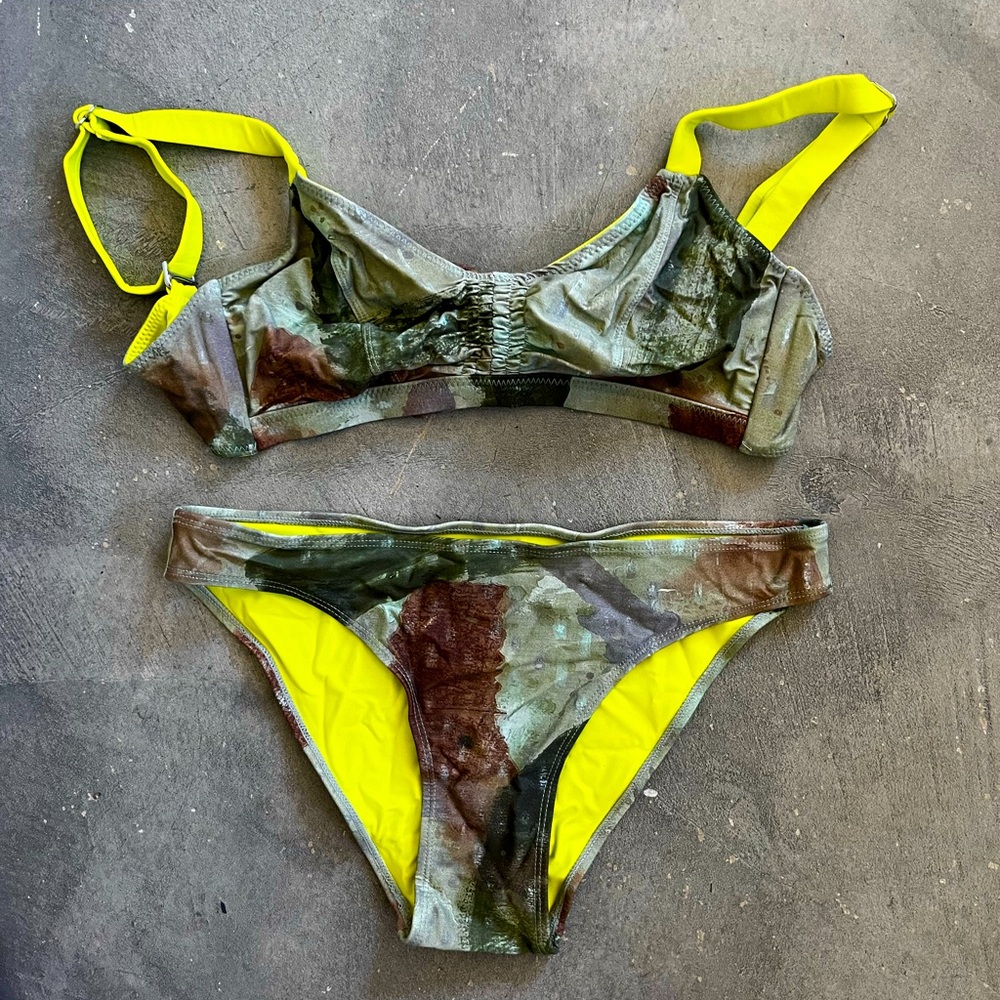 BNWT SEPTEMBER brand bikini SIZE M